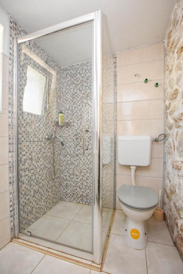 House Oliva Vila Tkon Exterior foto